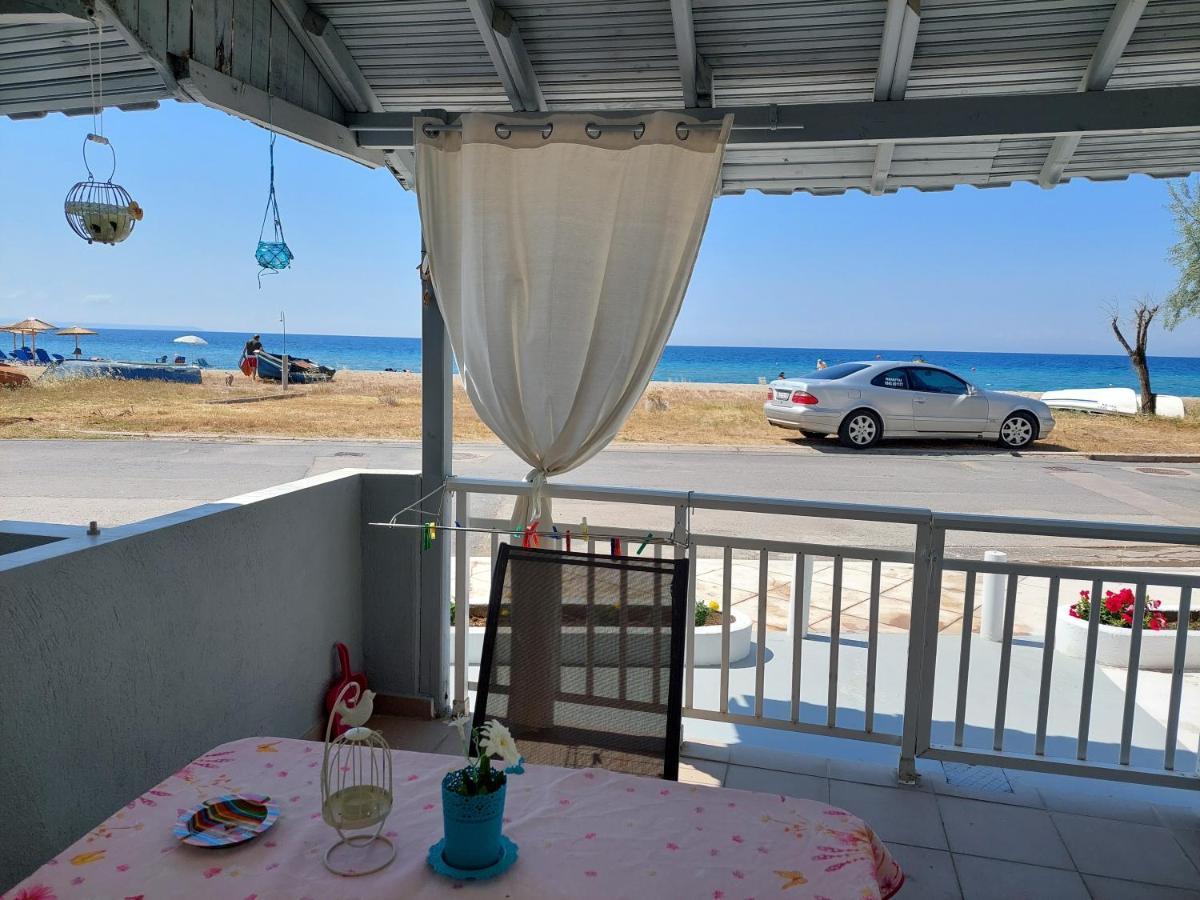Vasileiadou Coastal Rooms Флогита Екстериор снимка