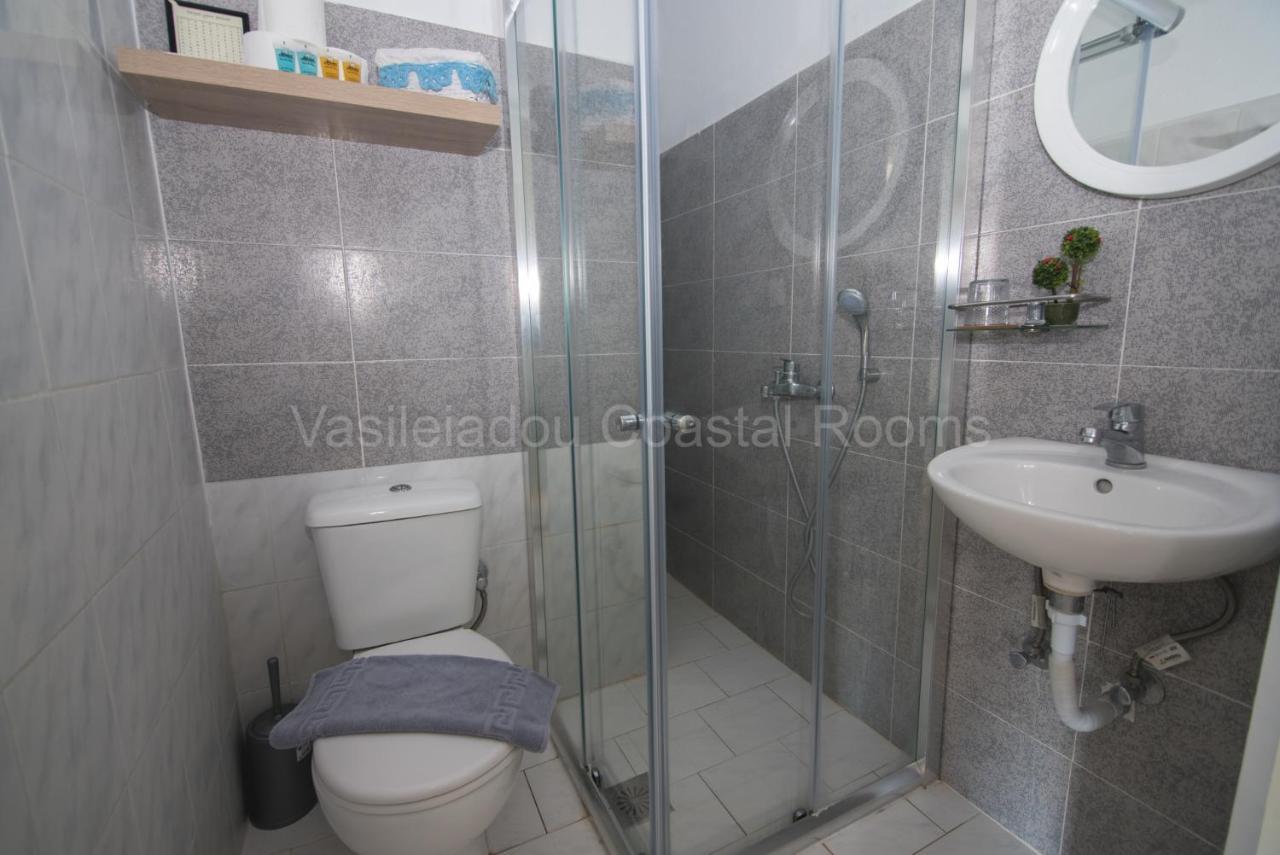 Vasileiadou Coastal Rooms Флогита Екстериор снимка