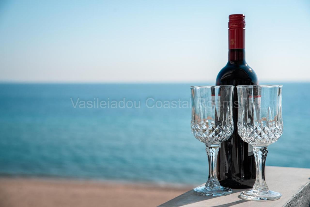 Vasileiadou Coastal Rooms Флогита Екстериор снимка