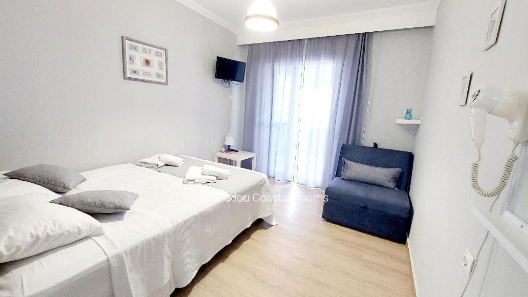 Vasileiadou Coastal Rooms Флогита Екстериор снимка