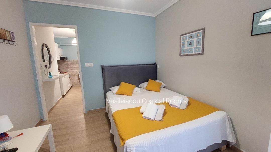 Vasileiadou Coastal Rooms Флогита Екстериор снимка