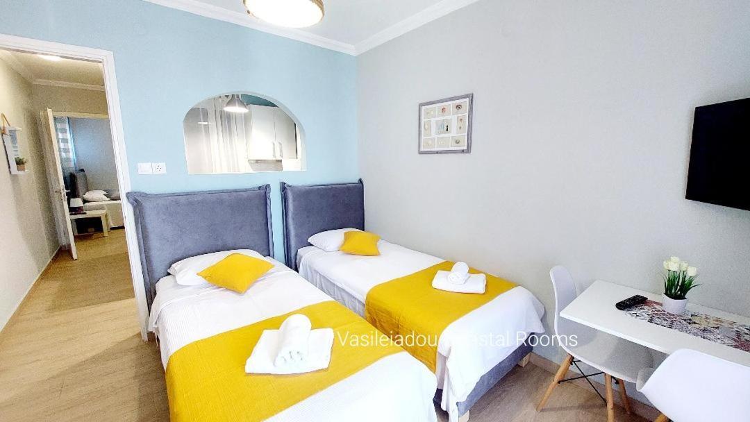 Vasileiadou Coastal Rooms Флогита Екстериор снимка