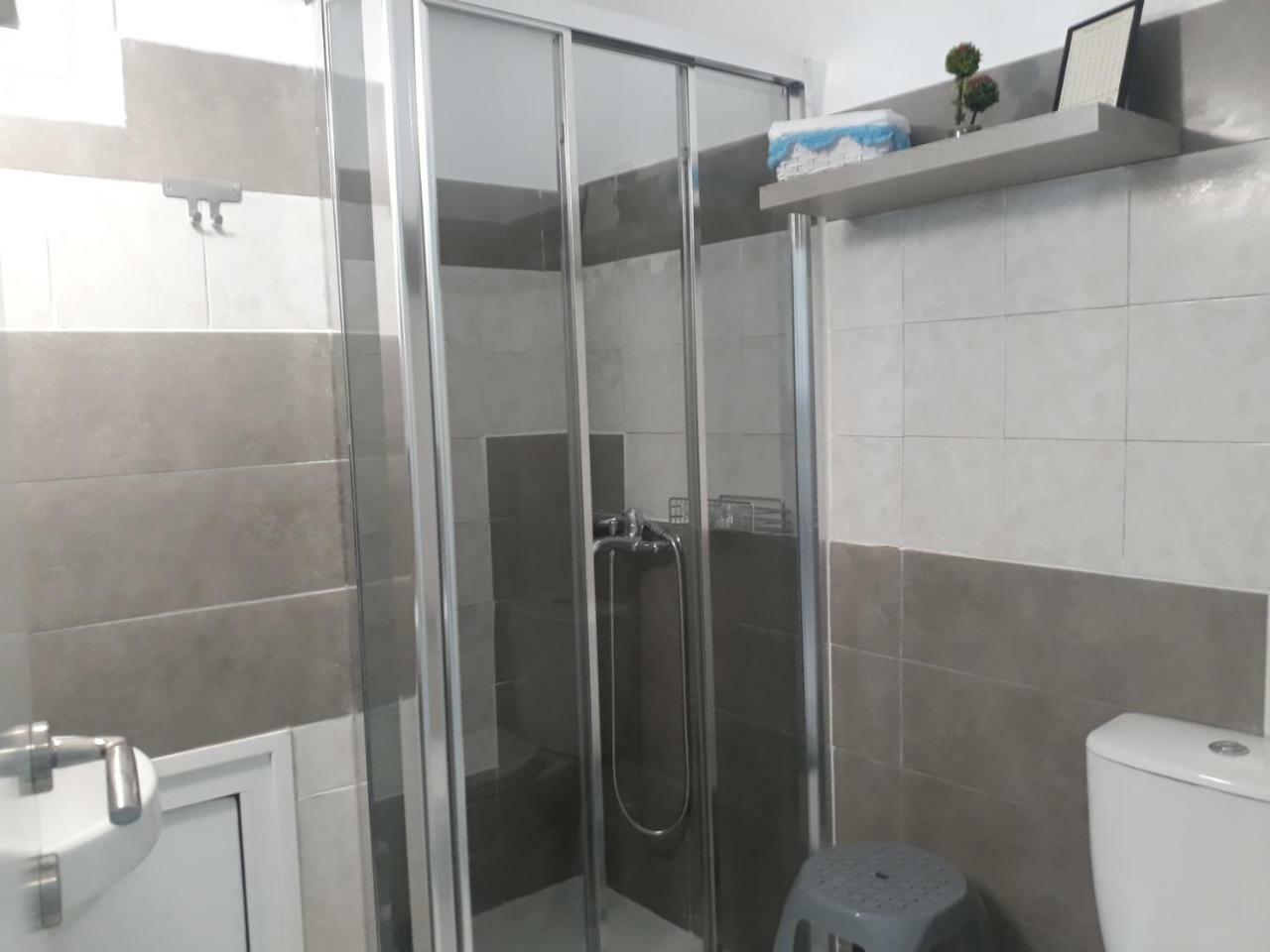 Vasileiadou Coastal Rooms Флогита Екстериор снимка